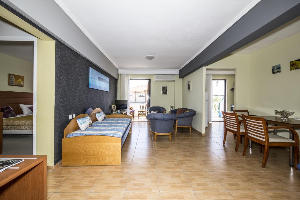 Park Apartment Paralia Dionysiou Ngoại thất bức ảnh